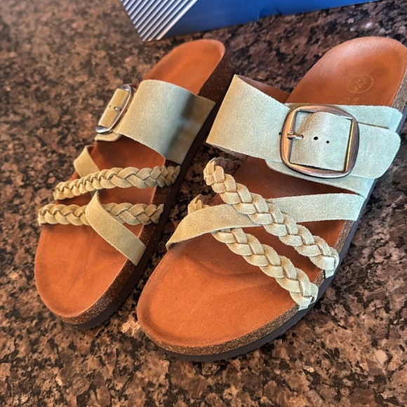 White mountain Footbeds heeling sage green suede slide sandal NIB 11 - Picture 4 of 9